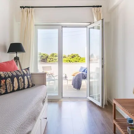 Sandset Beach House - 2 Bedroom Apt With Big Terrace! *
